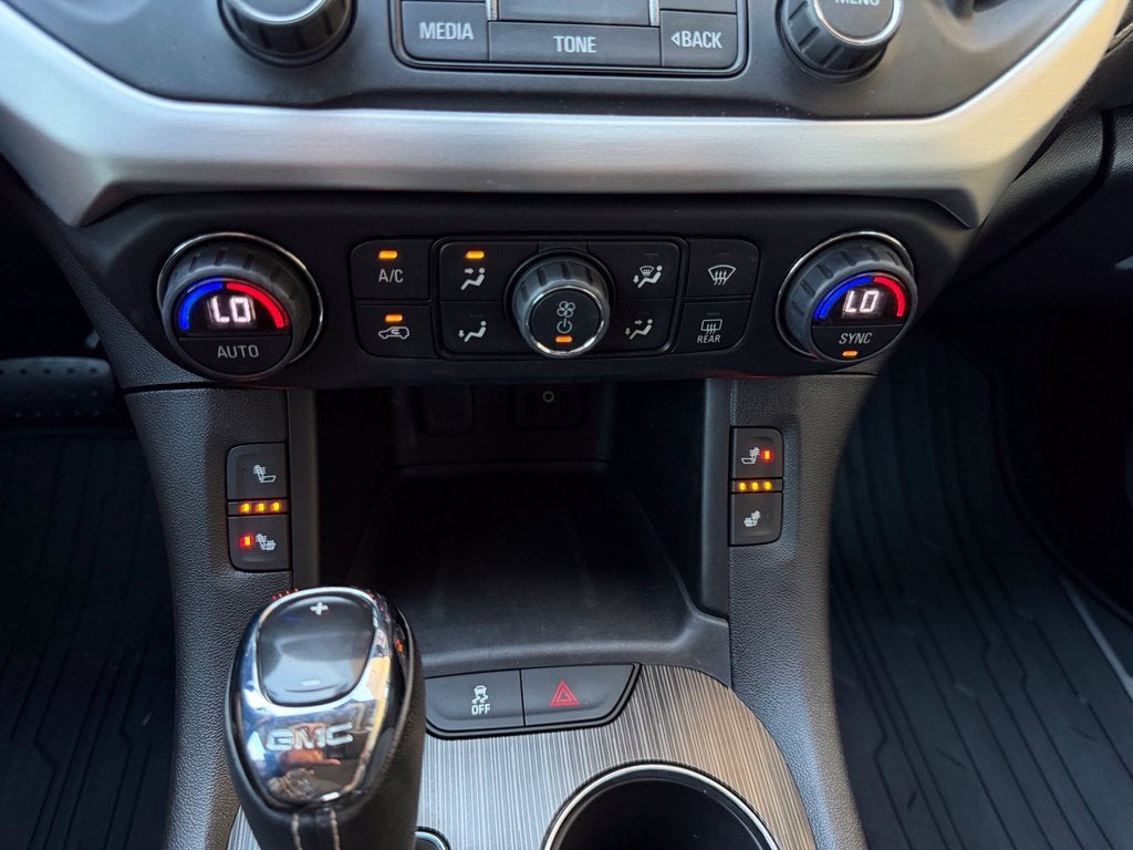 2019 GMC Acadia SLT