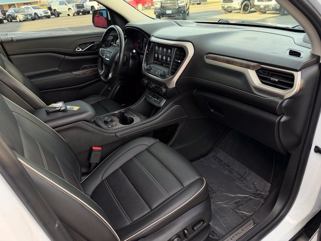 2021 GMC Acadia Denali