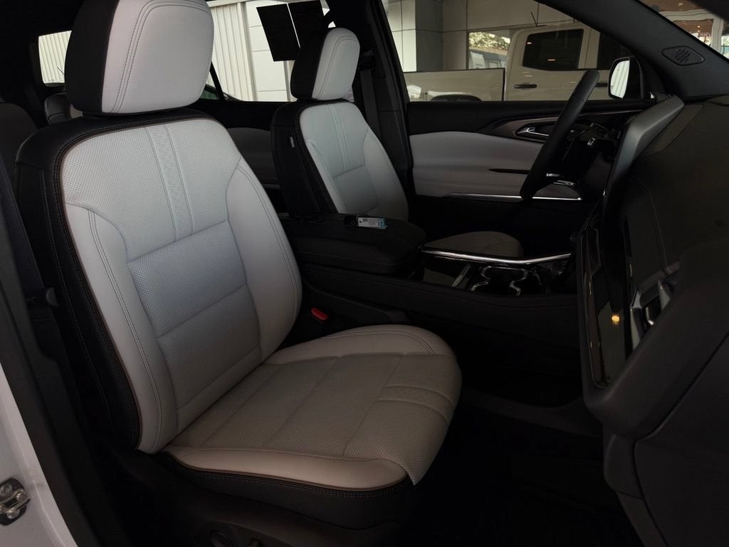2025 Chevrolet Traverse High Country